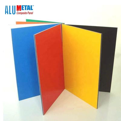 İç 5800mm için 1570mm 3mm Alüminyum Kompozit Panel Tavan Altın Acp Levha