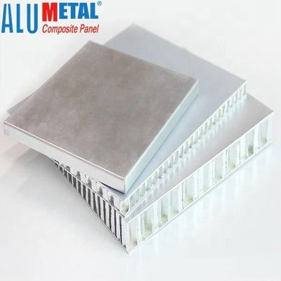 PVDF 4mm Alüminyum Plastik Petek Kompozit Paneller Ses Geçirmez 5052 1570mm