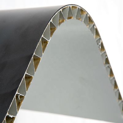A2 2.5mm 2200mm Alüminyum Petek Kompozit Panel Levha Dış Mekan 4x8 Sac Kalıp Korumalı