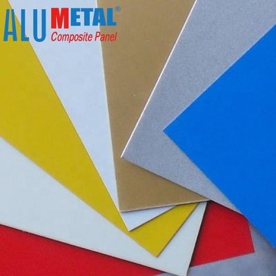 1100 Alaşımlı Renkli Kaplamalı Boyalı Alüminyum Levha 1260mm Parlak Alüminyum Levha H26 4mm