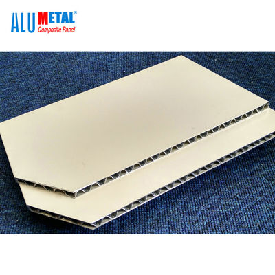 A2 FR Alüminyum Oluklu Panel Sandviç Levha 1250mm 4mm Nano Yüzey